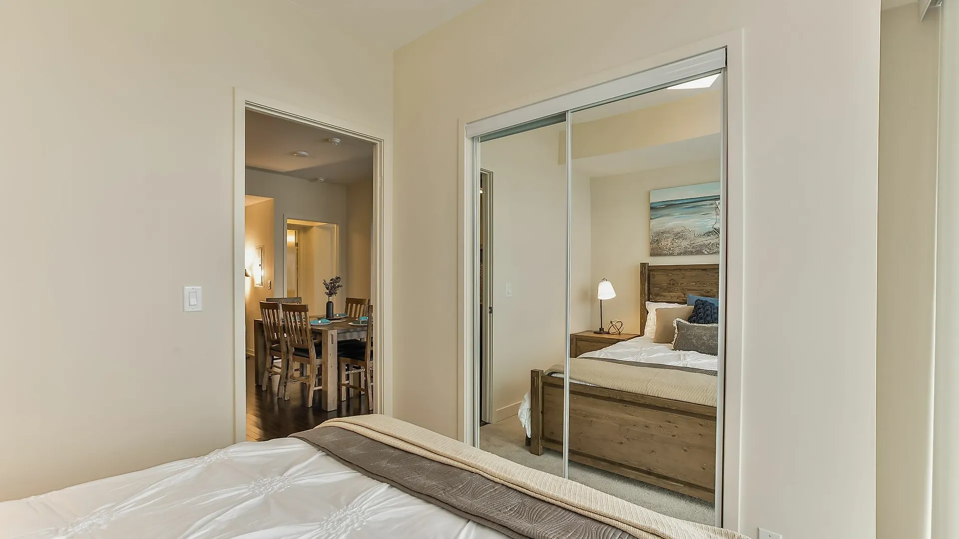 Quickstay - Upscale 3-Bedroom With Gorgeous Lake View Toronto Canada