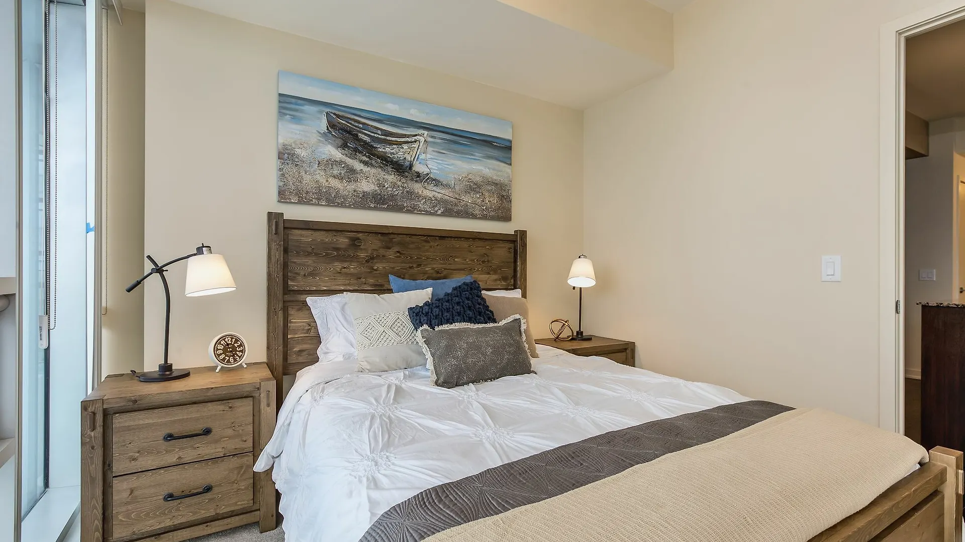 Quickstay - Upscale 3-Bedroom With Gorgeous Lake View Toronto
