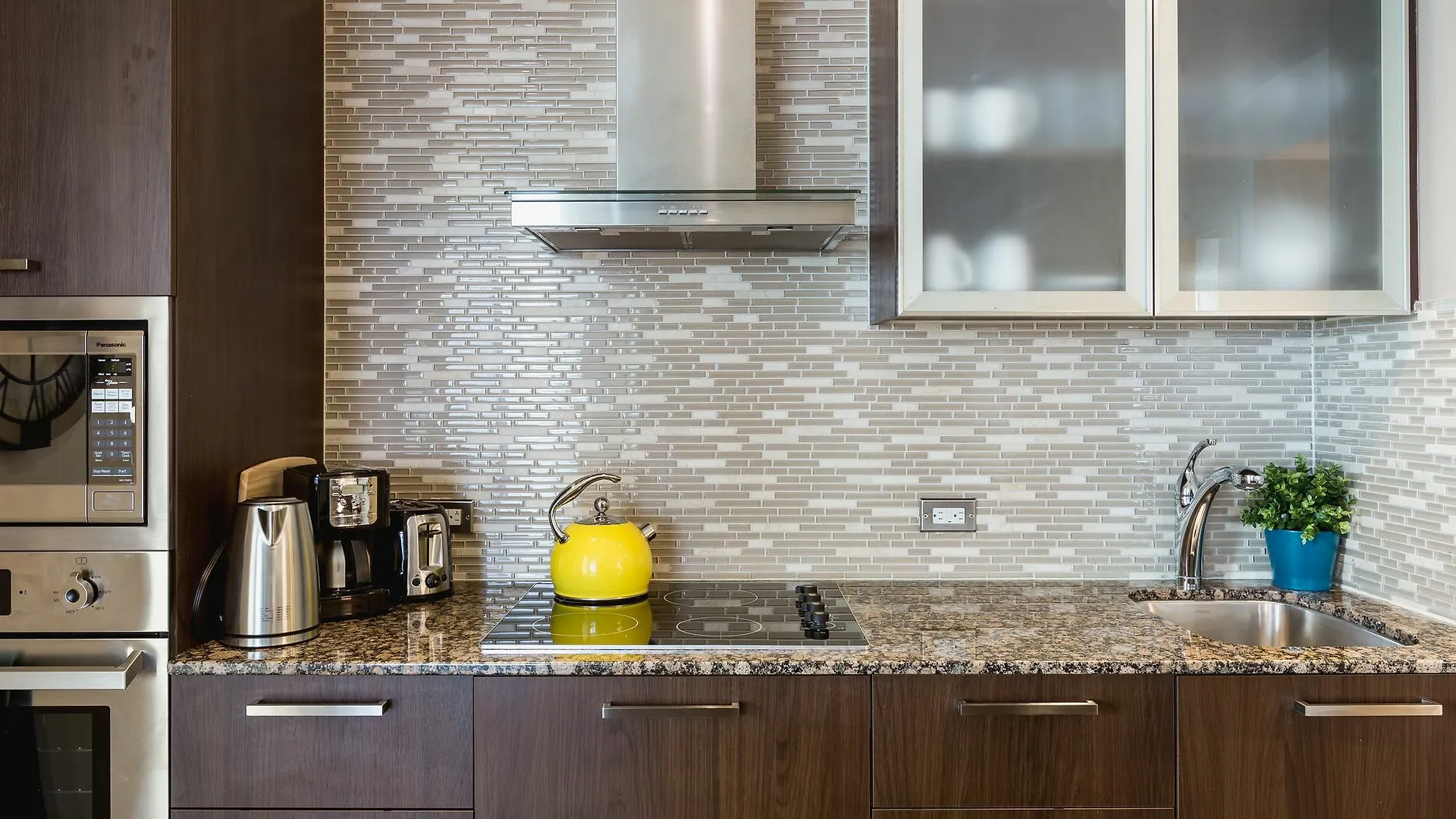 Hotel Quickstay - Upscale 3-Bedroom With Gorgeous Lake View Toronto