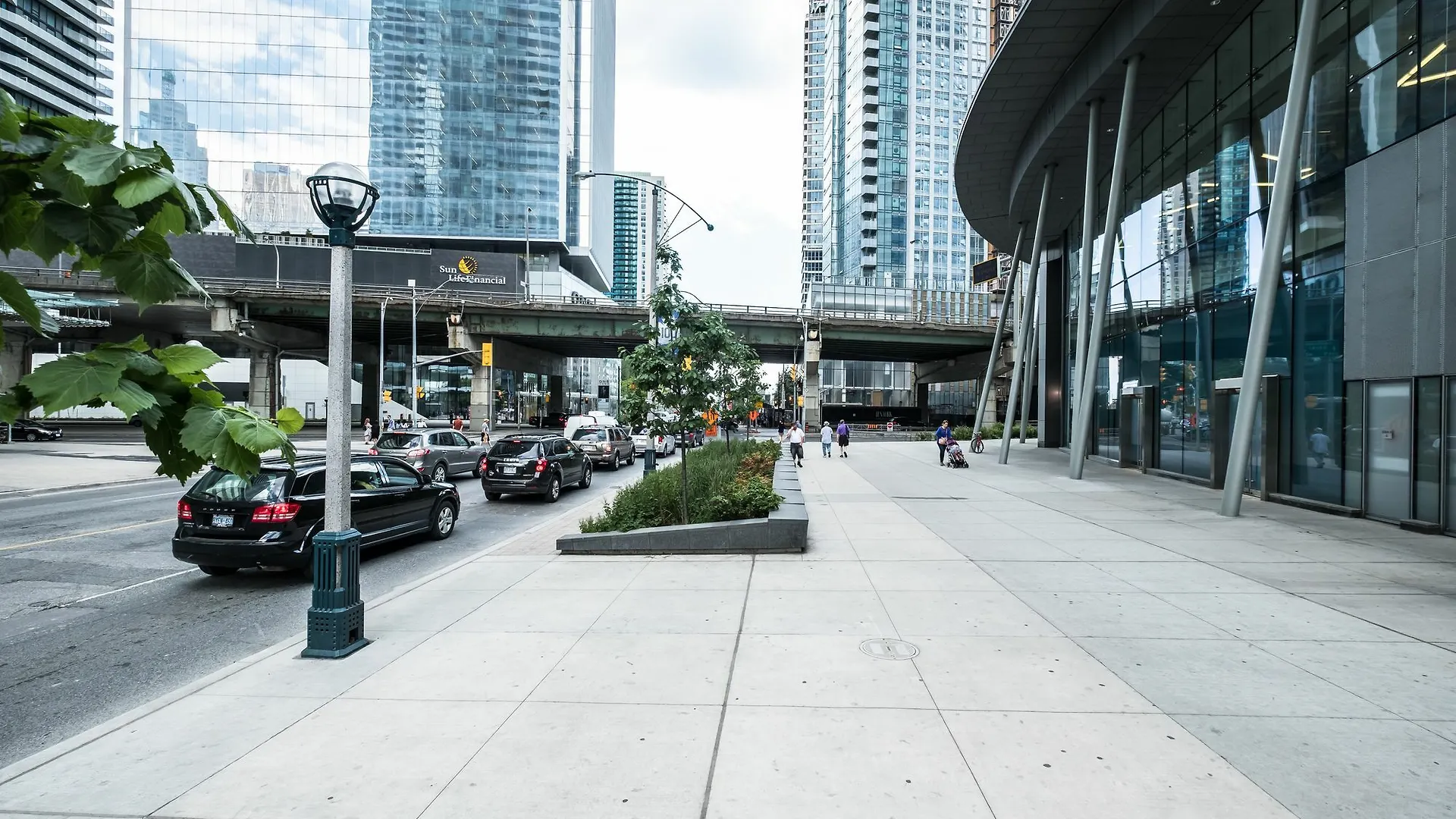 Quickstay - Upscale 3-Bedroom With Gorgeous Lake View Toronto Hotel